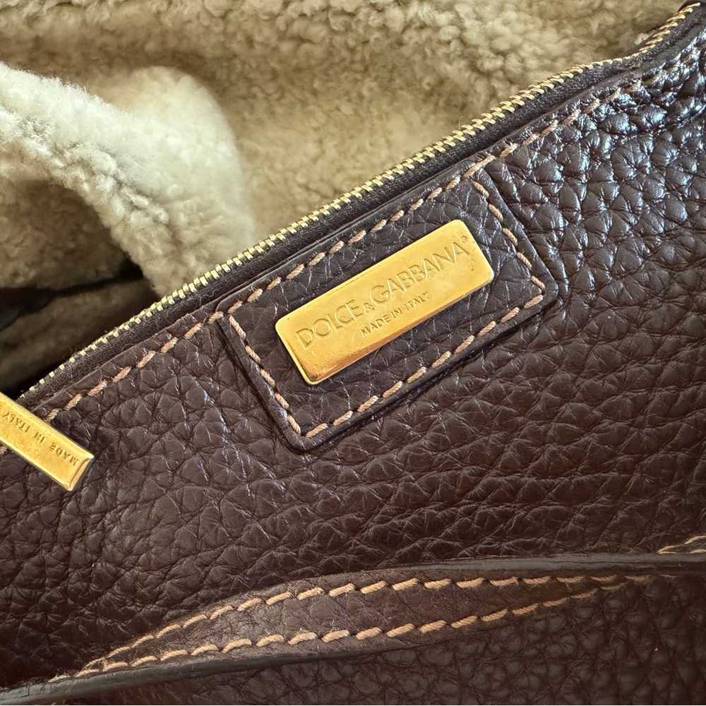 Dolce & Gabbana Shearling Bag - Picture 12 of 12